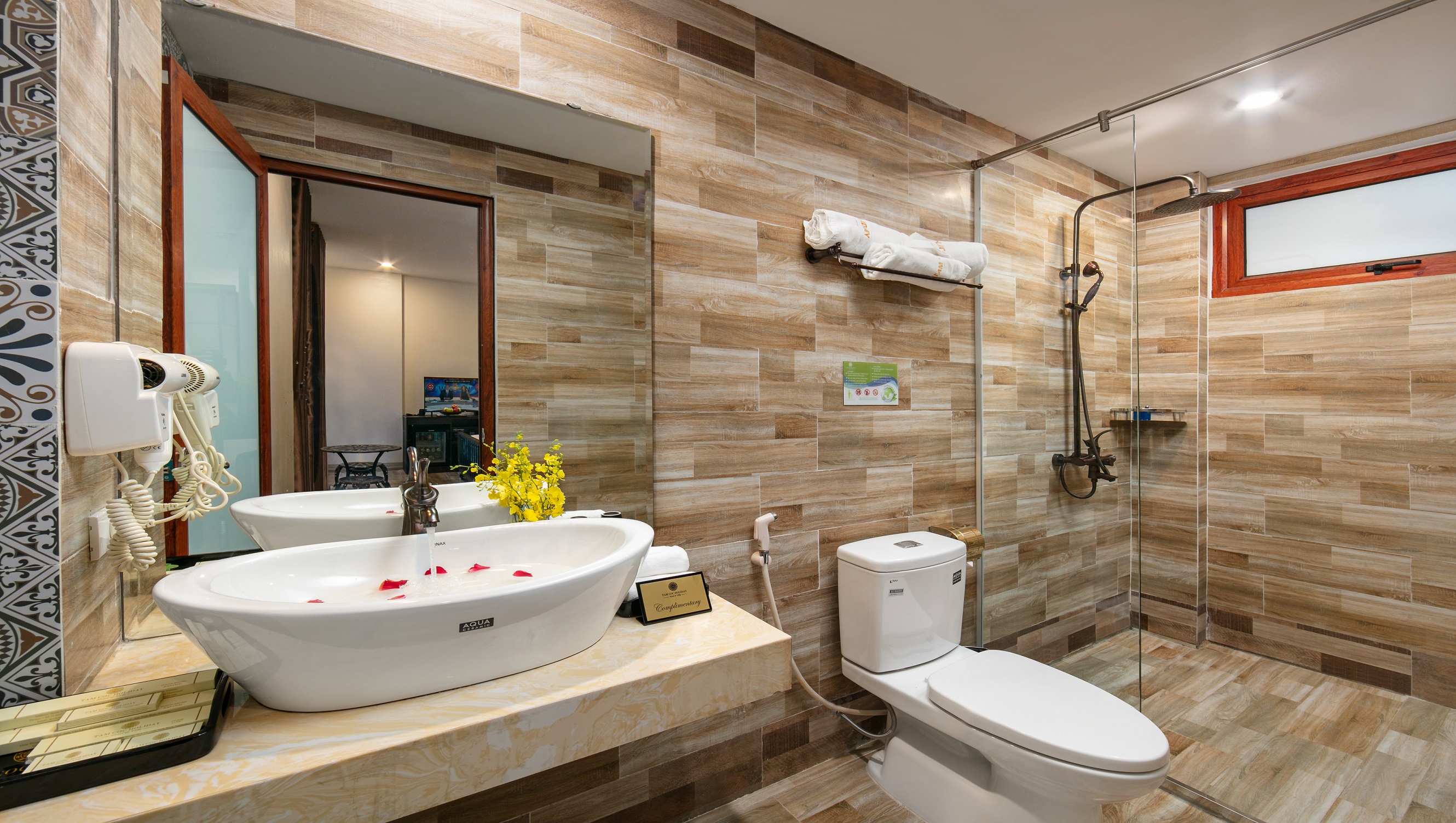 Khuyến mại 50% tại Tam Cốc Holiday Hotel & Villa.