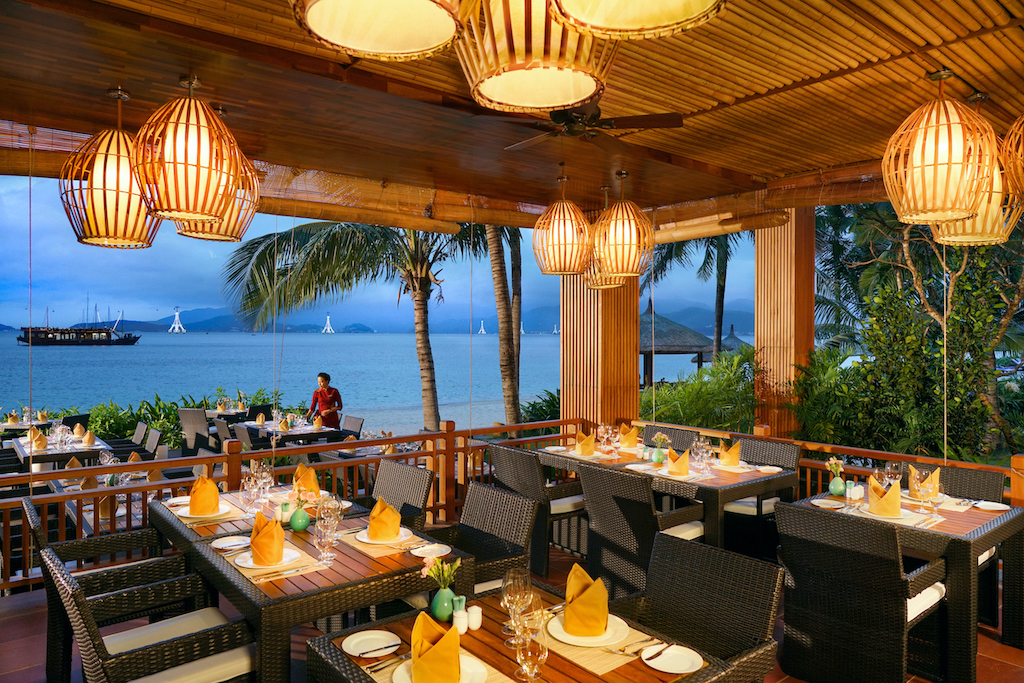 “DU LỊCH AN TOÀN TẠI VINPEARL RESORT & SPA NHA TRANG BAY”