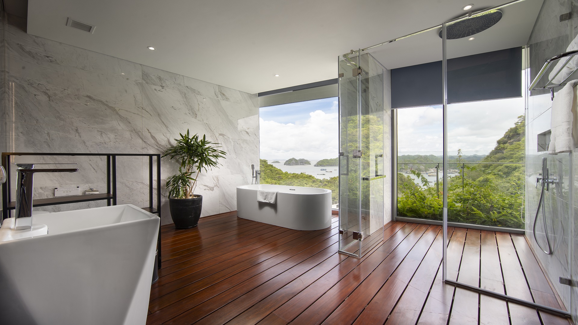 Flamingo Cát Bà Beach Resort