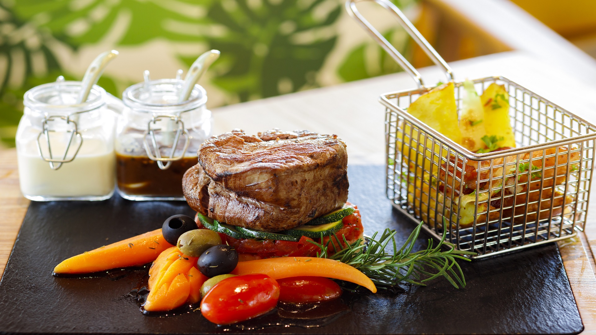 DUSIT PRINCESS MOONRISE BEACH PHÚ QUỐC