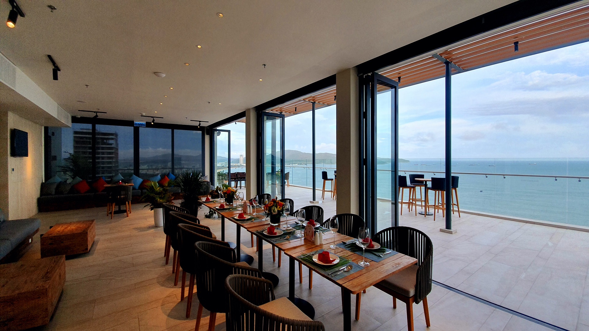 ANYA PREMIER HOTEL QUY NHƠN 5 SAO